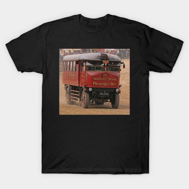 GDSF 2015 - Sentinel Steam Bus 'Martha' T-Shirt by RedHillDigital